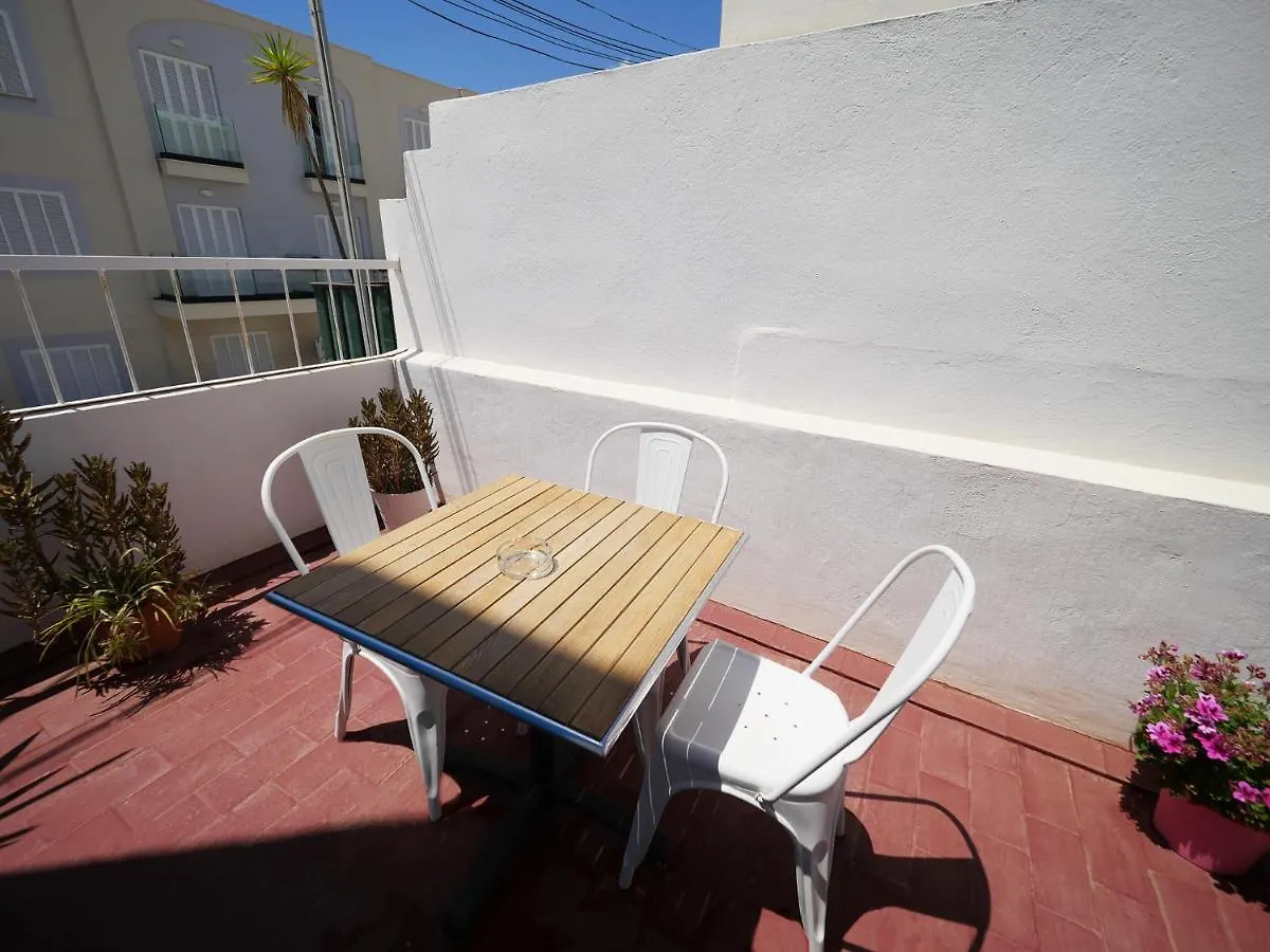 بيت ضيافة Hostal Giramundo مدينة إيبيزا